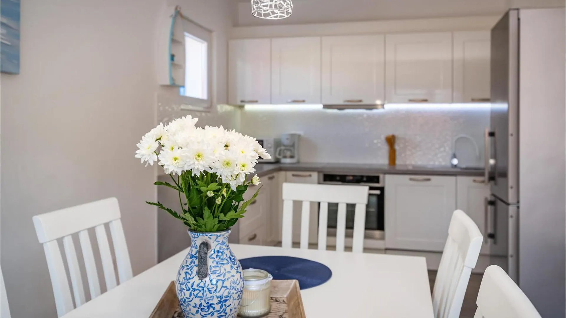 2 Bedroom Awesome Home In מסלניקה בית נופש